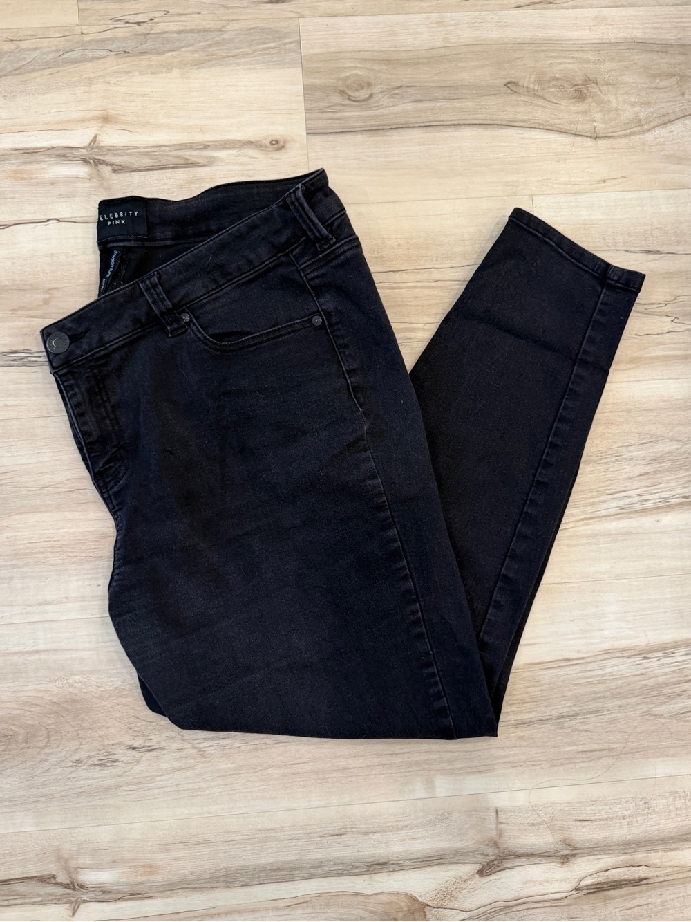 Celebrity Pink Dawson Super Skinny 18 Black Jeans